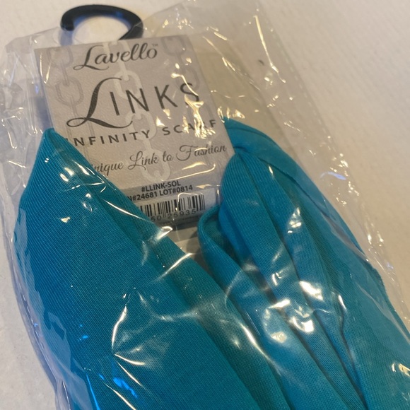 NWT Bundle of 3 Infinity Scarves - Picture 3 of 5